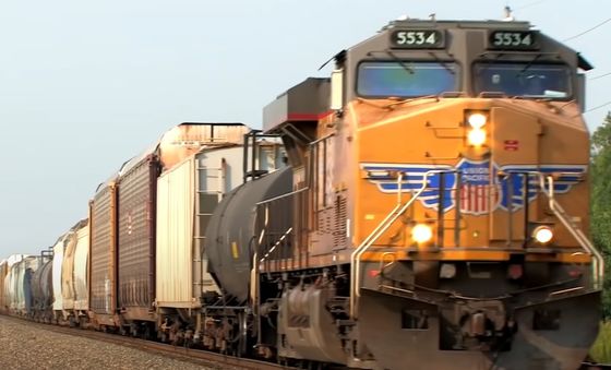Fast Rail Cargo Logistics Speditore ferroviario di merci dalla Cina all'Europa