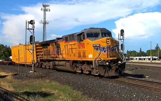 Fast Rail Cargo Logistics Speditore ferroviario di merci dalla Cina all'Europa