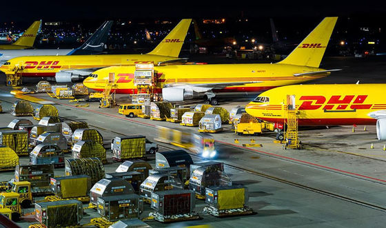 Servizi di logistica DHL per il trasporto aereo